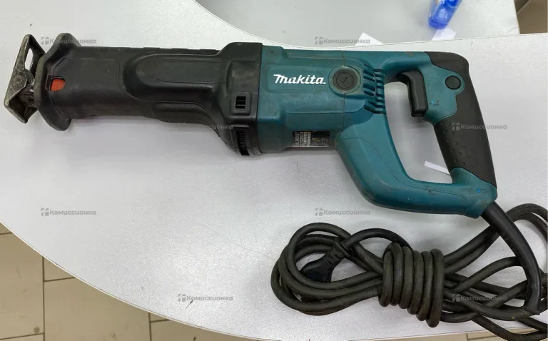 Электропила Makita JR3050T