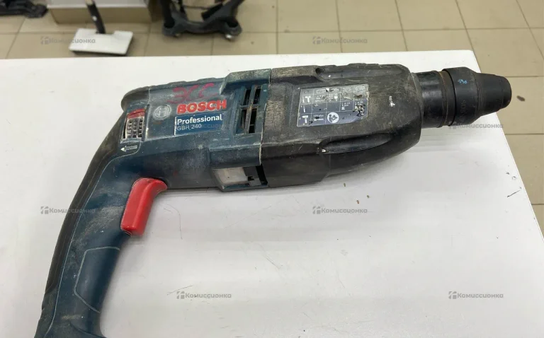 Перфоратор Bosch GBH 240