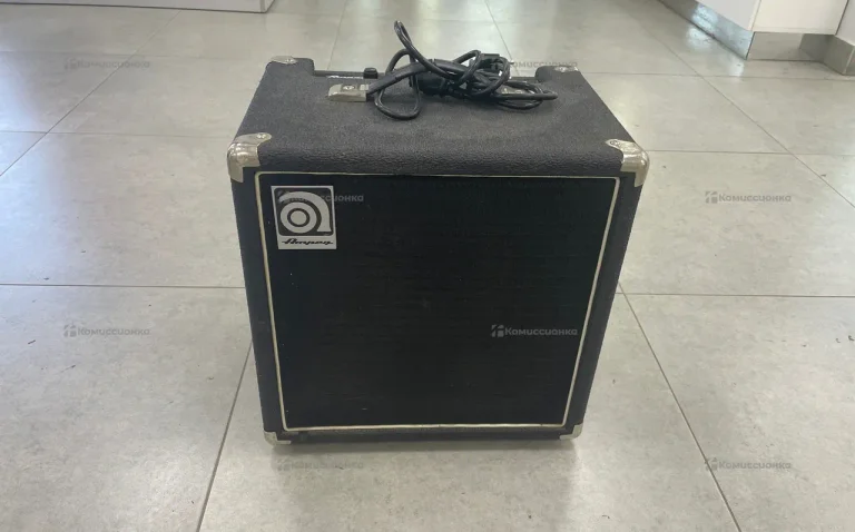 Комбоусилитель - Ampeg BA-108