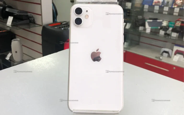 Apple iPhone 11 4/64 ГБ