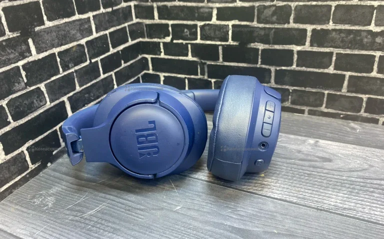 Наушники  JBL