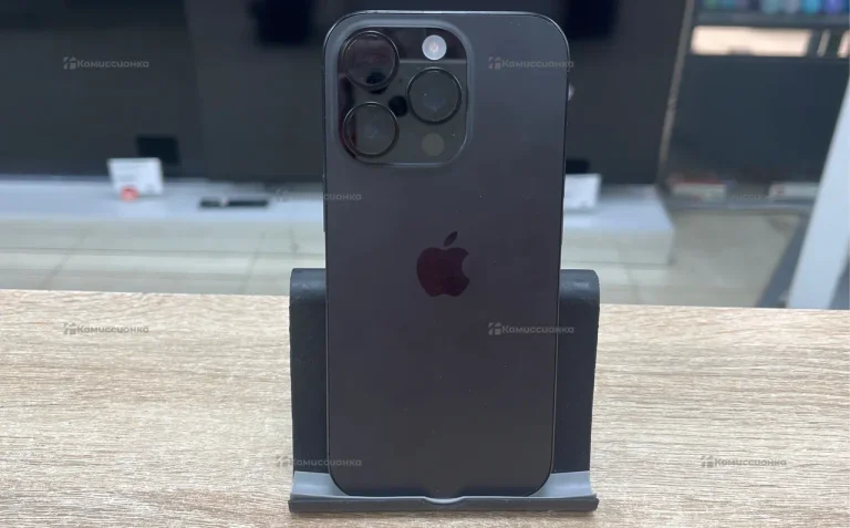 Apple iPhone 16 Pro 8/128 ГБ
