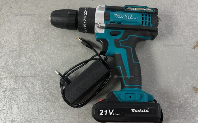 Шуруповерт Makita реплика