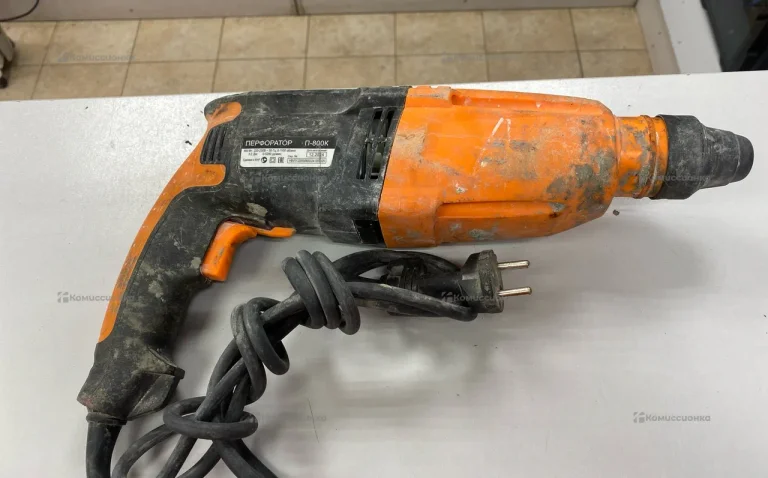 Перфоратор Вихрь П-800К