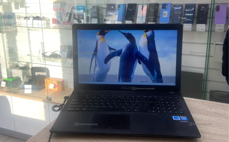 Ноутбук  Adus