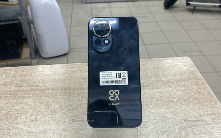 Huawei nova 13 12/256 ГБ