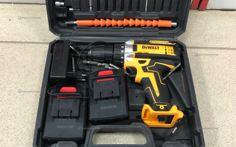 Аккумуляторный шуруповерт Dew