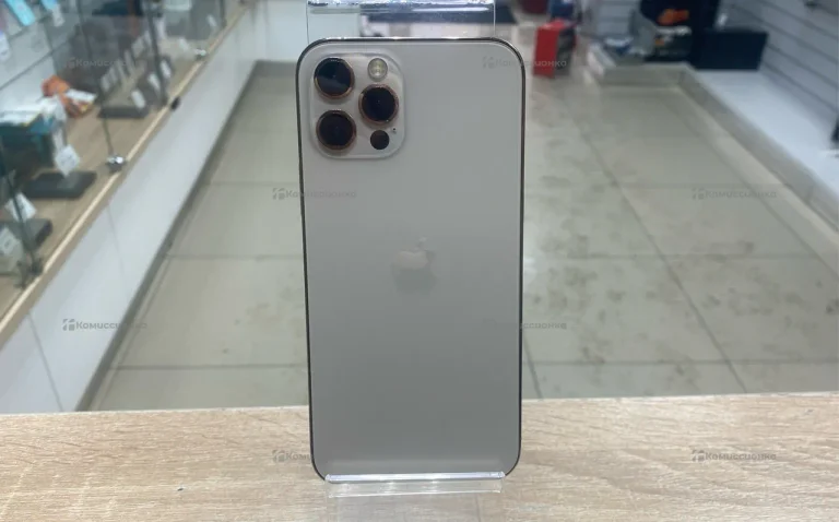 Apple iPhone 12 Pro 6/256 ГБ 77%