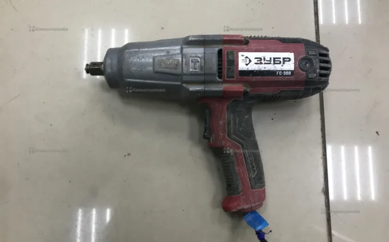 Гайковерт Зубр ГС-300