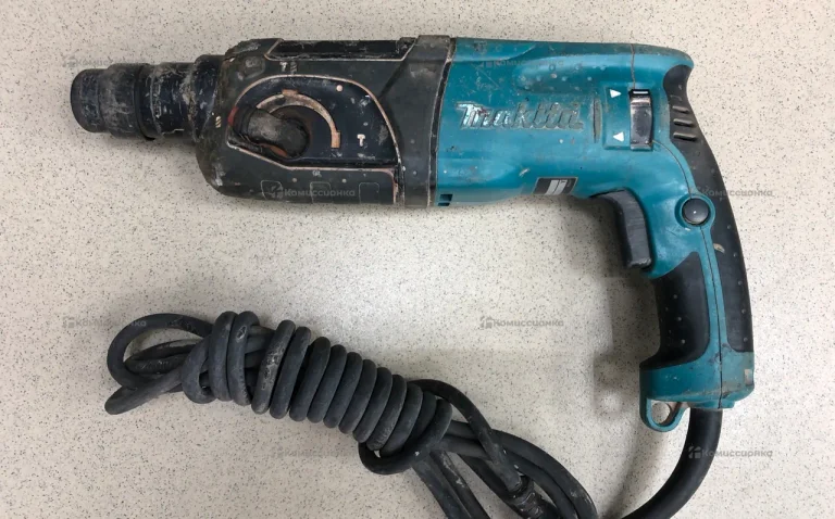 Перфоратор makita HR2470