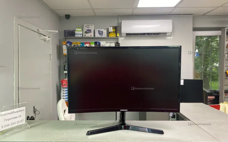 Монитор Samsung C24F396FHI