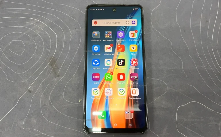 Tecno Spark 20C 4/128 ГБ