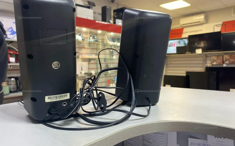 Колонки компьютерные Genius SP-M200