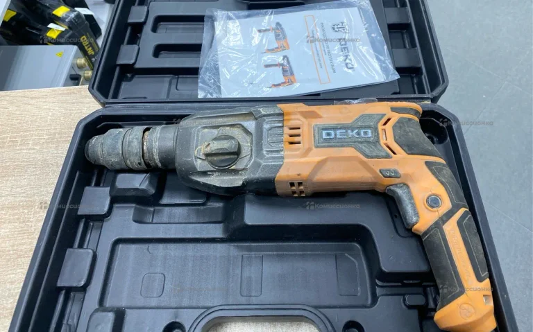 Перфоратор DEKO DKH1350W