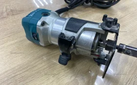 Купить Фрезер Makita RT0700C б/у , в Самара Цена:7990рублей