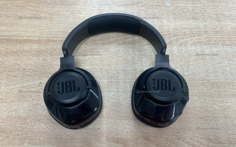 Наушники JBL Quantum 360