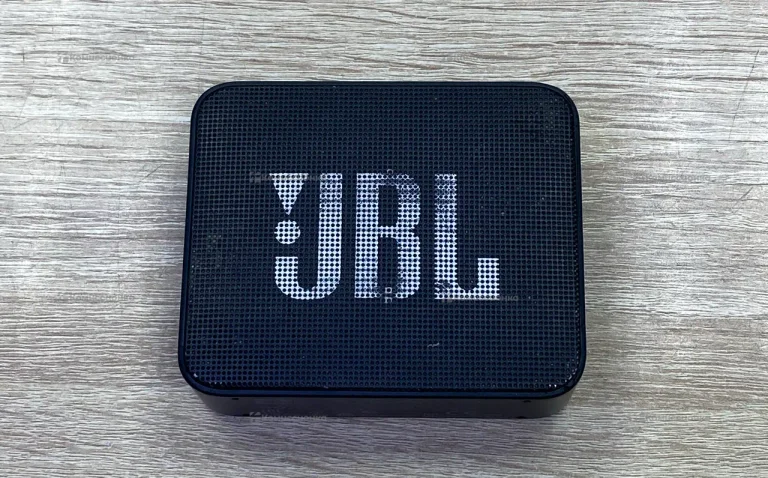 Колонка Jbl go
