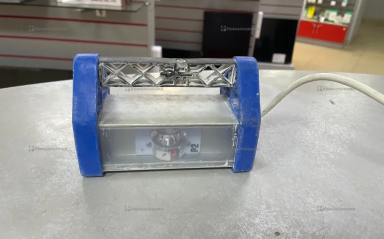 Lossew Lamp P2