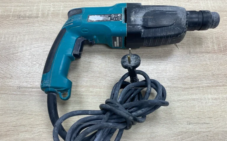 Перфоратор Makita HR2450