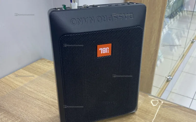 Усилитель  JBL BASS PRO NANO