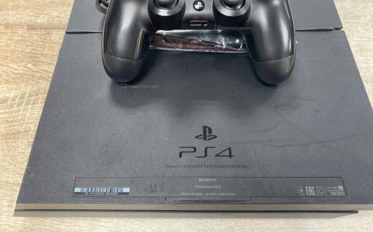Приставка Sony PS4 Fat 500 ГБ