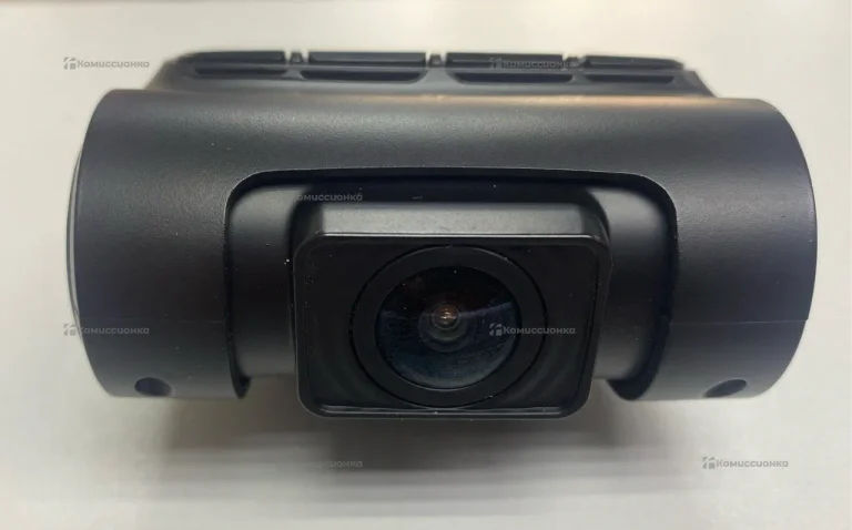 Видеорегистратор Street Storm CVR-N8710W-G