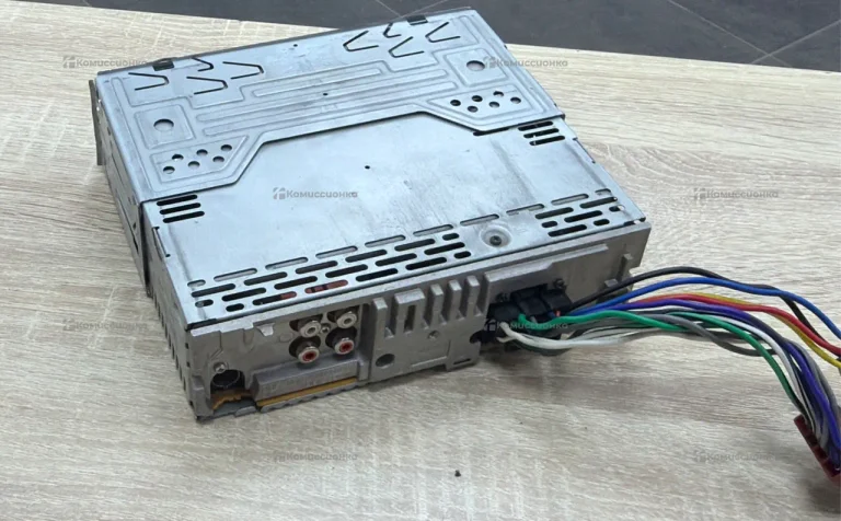Автомагнитола  Sony CDX-530ul