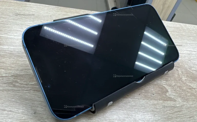 Apple iPhone 13 4/128 ГБ