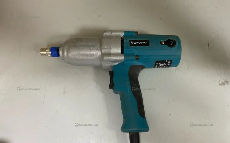Ударный гайковерт Gfayt p1b20c