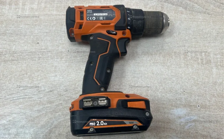 Шуруповерт AEG BS18G4-202C