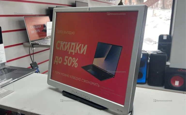 Монитор HP L1740