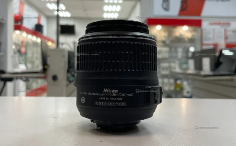 Объектив Nikon DX SWM 18-55mm