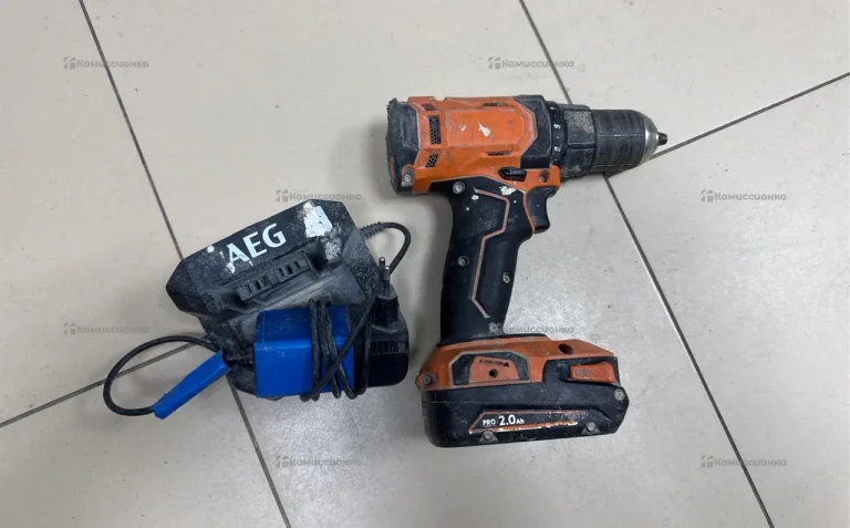 Шуруповерт AEG BSB18G2