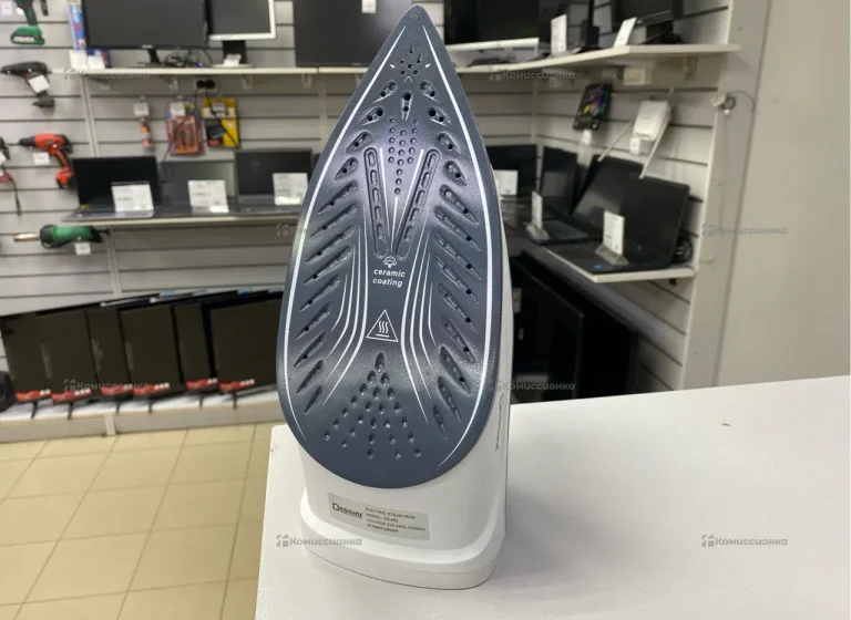 Утюг Dessini  ds882