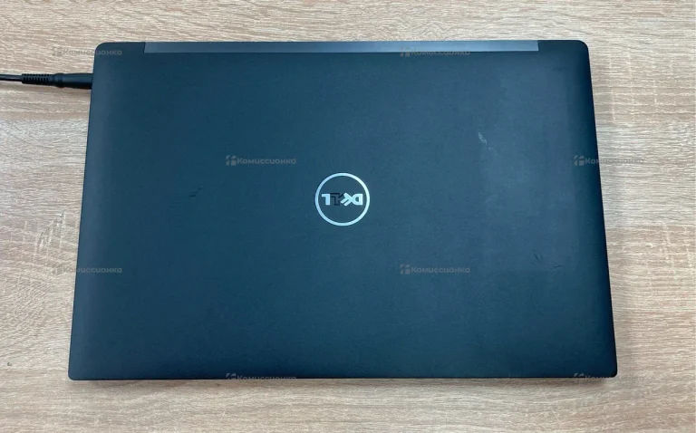 Ноутбук  DELL Latitude 7820