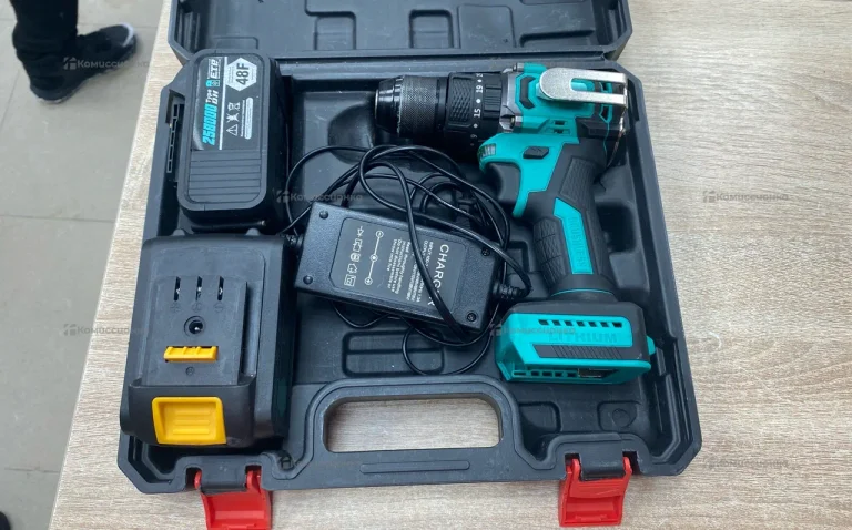 Шуруповерт NIL -136N