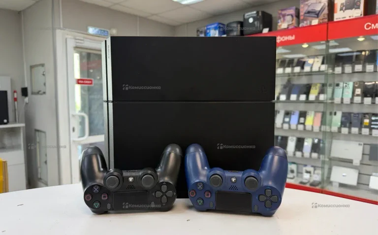 Приставка Sony PS4 Fat 500Gb.