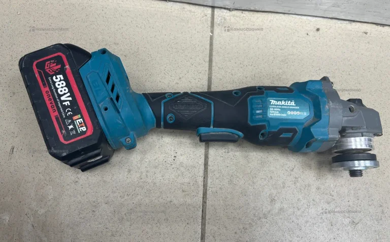 УШМ Makita GA9020