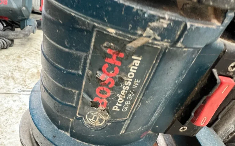 Станция алмазного бурения Bosch GDB 350 WE