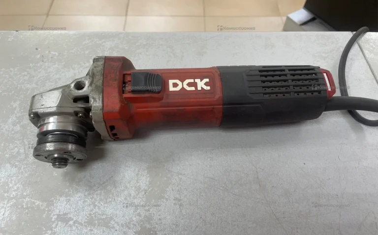 Угловая шлифовальная машина DCK KSM10-125