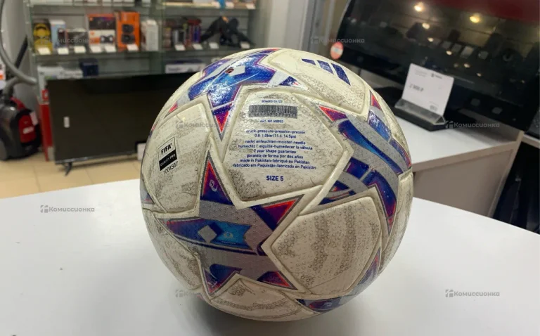 Футбольный мяч Champions League UEFA