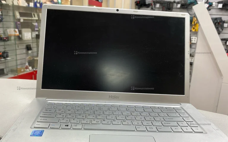 Ноутбук Haier U1520EM