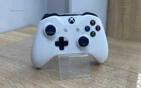 Купить Джойстик XBox геймпад Xbox series X б/у , в Кинель Цена:3990рублей