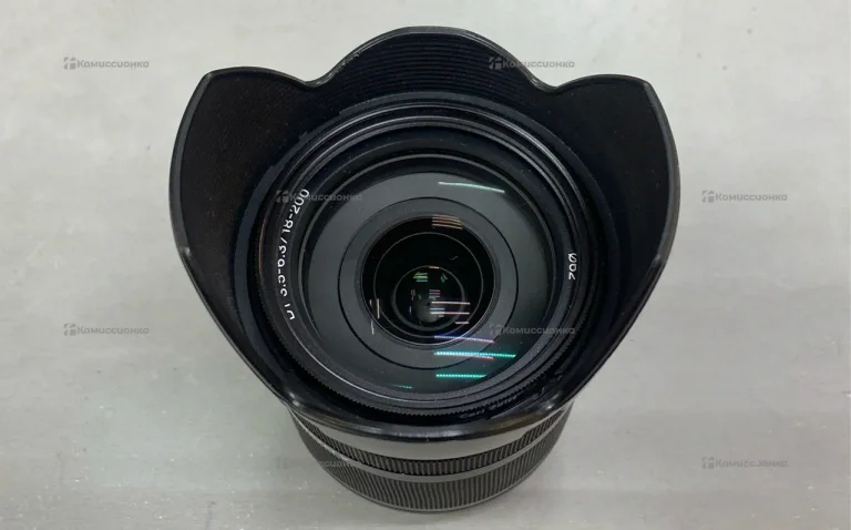 Объектив Sony sal18200 n55