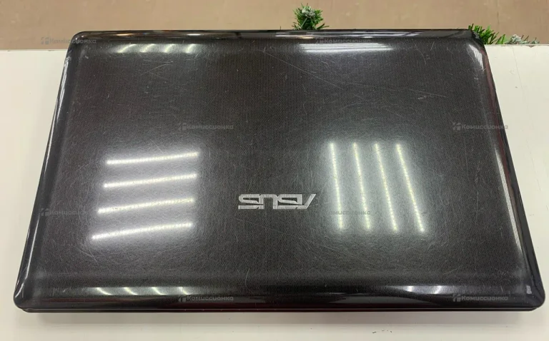 Ноутбук asus k52j