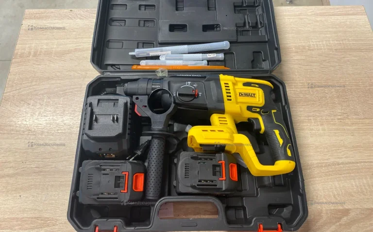 Перфоратор Dewalt реплика ---