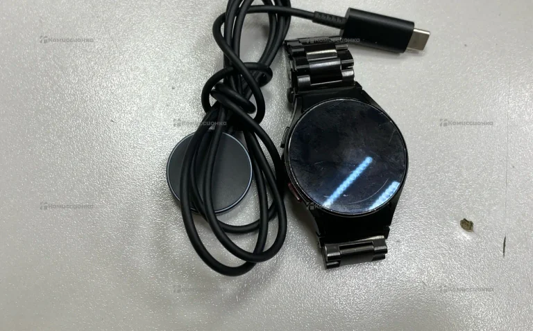 Часы Samsung Watch