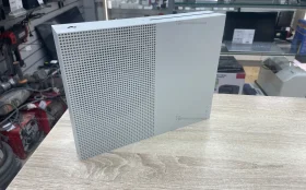 Купить Приставка Microsoft Xbox One S 1tb б/у , в Екатеринбург Цена:11990рублей