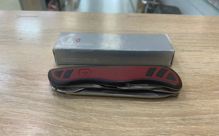 Швейцарский нож Victorinox