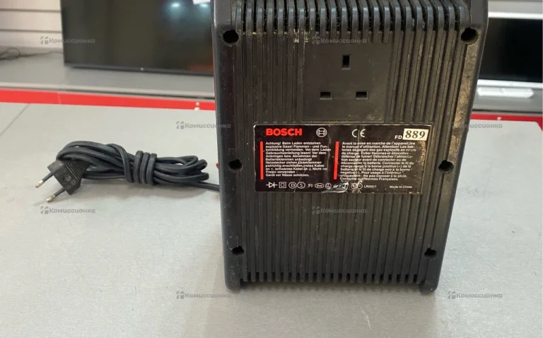 Зарядное устройство Bosch BATTMAX 12